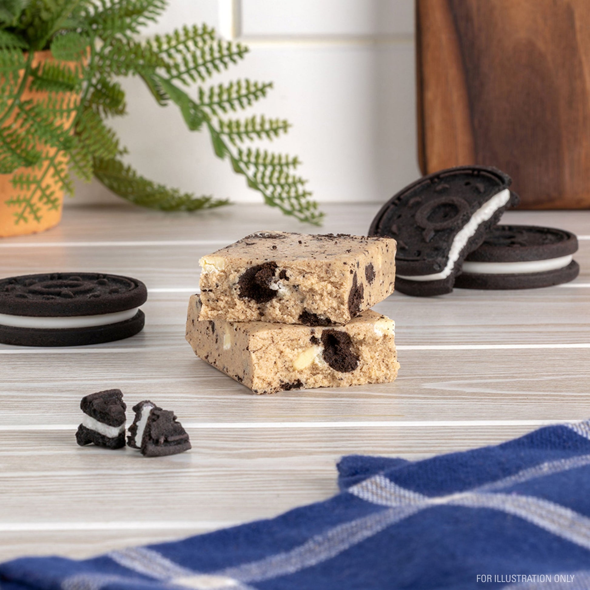 cookies-and-cream-protein-bars-h3 15807_QN_USA_ProteinBar_CAC_InterimAssetUpdate_Digital_Tabletop1.jpg